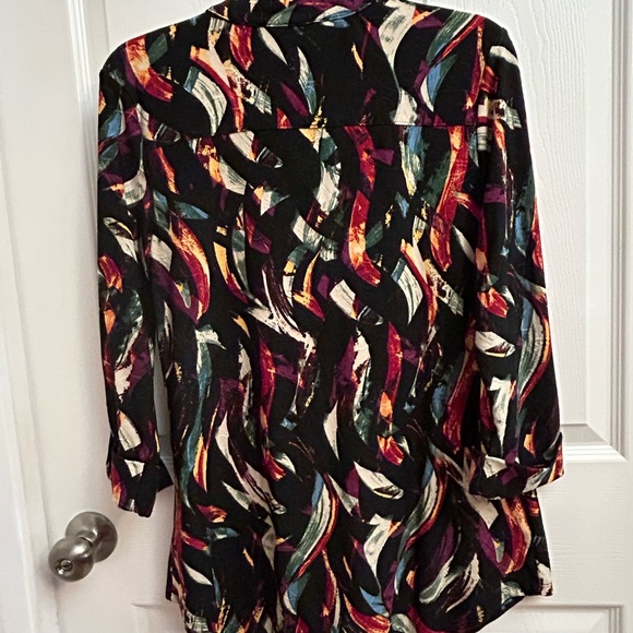 Cocomo Vibrant Feather Print Blouse - Picture 6 of 9